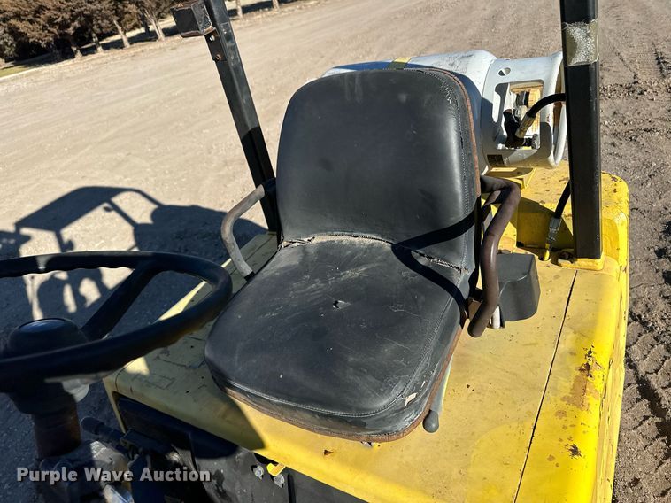 image for item EK9987 Hyster forklift