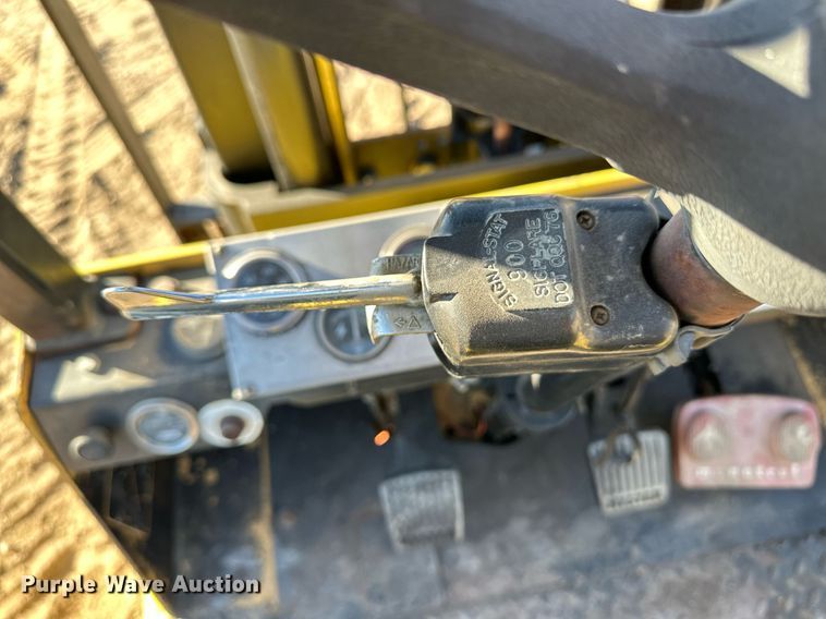 image for item EK9987 Hyster forklift