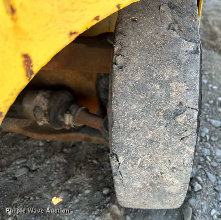 image for item EK9987 Hyster forklift