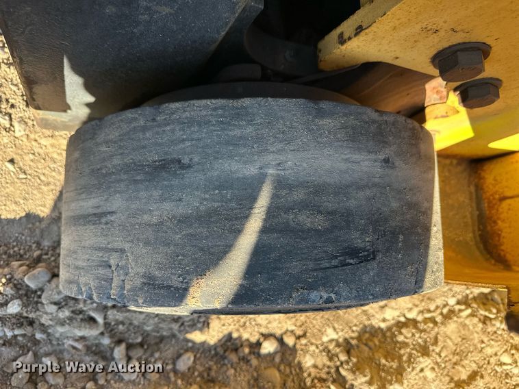 image for item EK9987 Hyster forklift