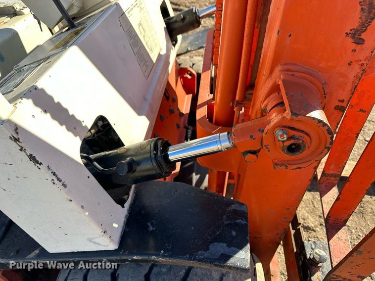 image for item EK9988 Nissan 25 forklift