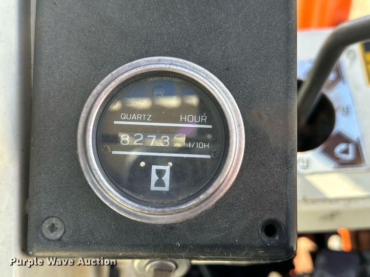 image for item EK9988 Nissan 25 forklift