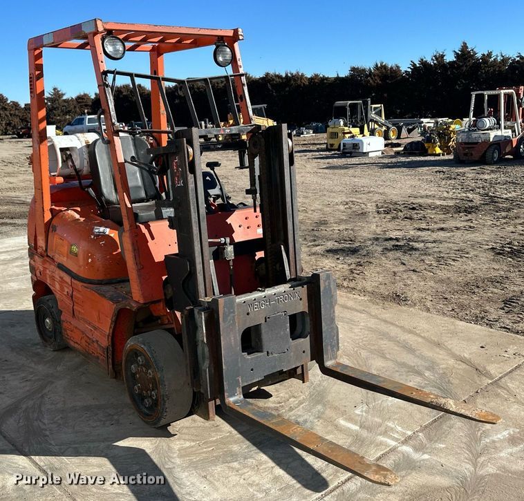 image for item EK9989 Toyota 42-6FGCU25 forklift