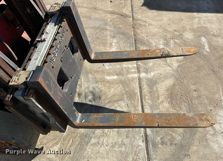 image for item EK9989 Toyota 42-6FGCU25 forklift