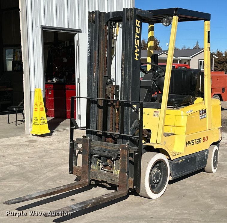 image for item EK9990 Hyster S50XM forklift
