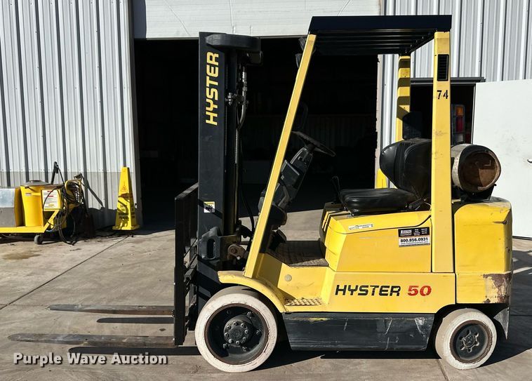 image for item EK9990 Hyster S50XM forklift