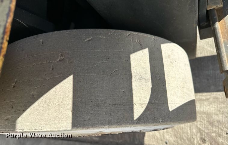 image for item EK9990 Hyster S50XM forklift