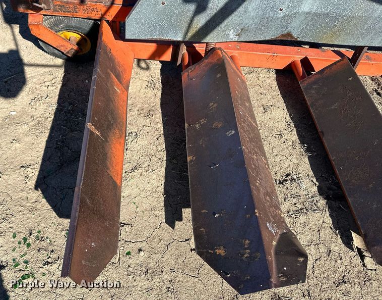 image for item EK9993 Bale accumulator