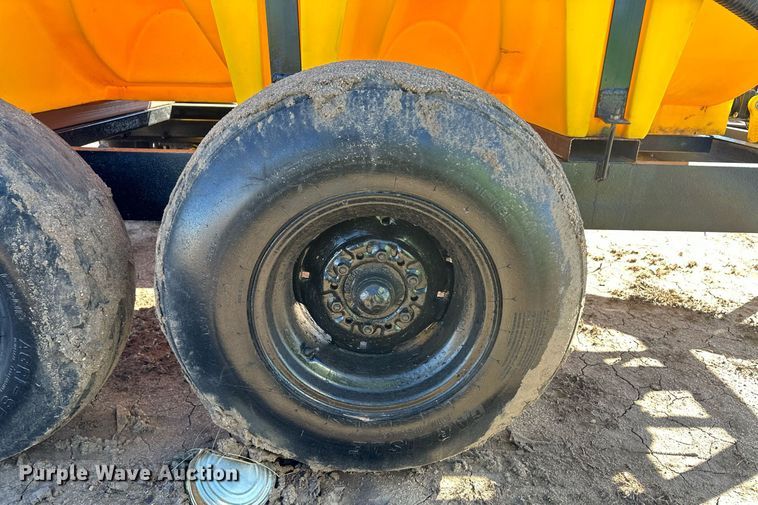 image for item EK9994 Shop built nurse tank trailer