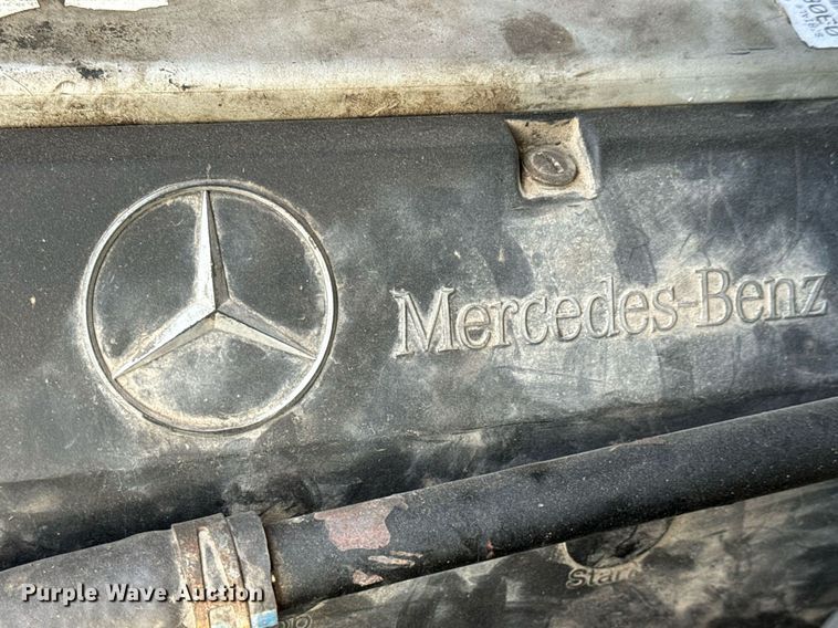 image for item GG9911 2003 Freightliner Business Class M2 dump truck