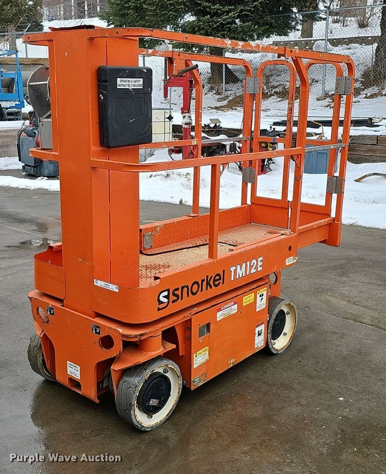 image for item IO9820 2017 Snorkel TM12E vertical lift