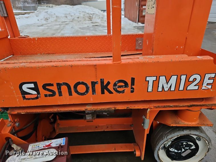 image for item IO9820 2017 Snorkel TM12E vertical lift