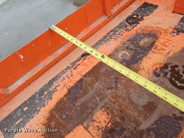 image for item IO9821 2015 JLG 1230ES vertical lift