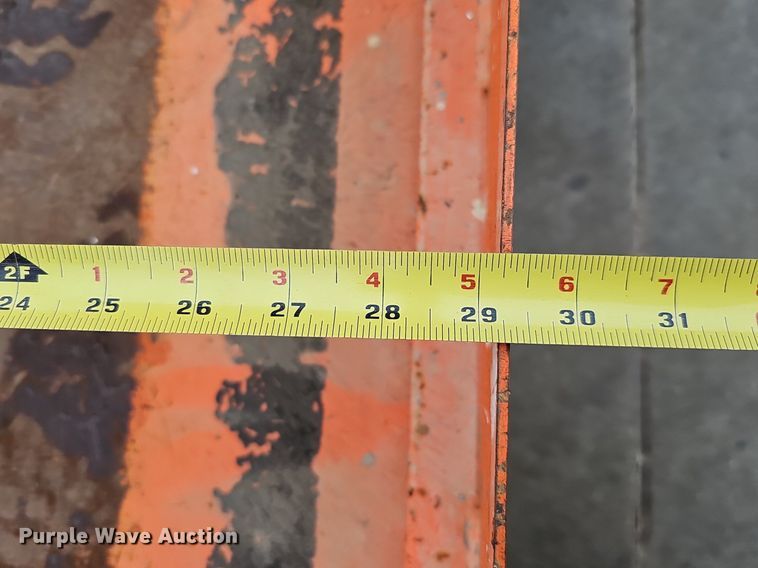 image for item IO9821 2015 JLG 1230ES vertical lift