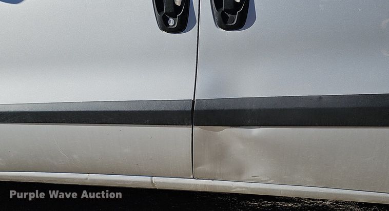 image for item IO9828 2015 Dodge Ram ProMaster City van