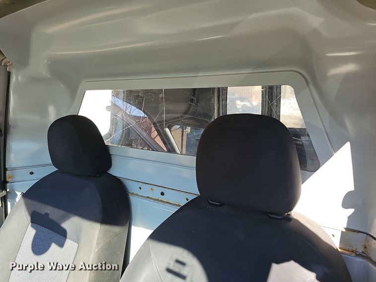 image for item IO9828 2015 Dodge Ram ProMaster City van