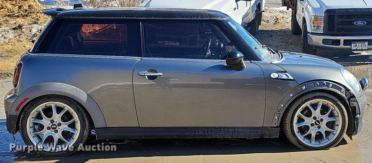 image for item IO9829 2008 Mini  Cooper S 