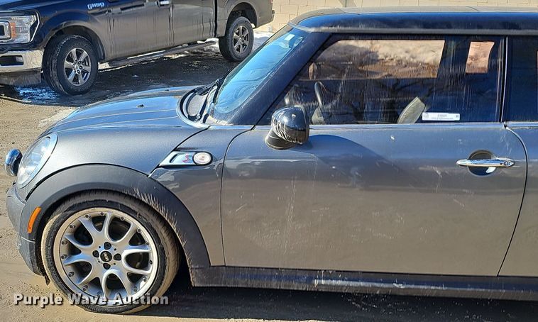 image for item IO9829 2008 Mini  Cooper S 