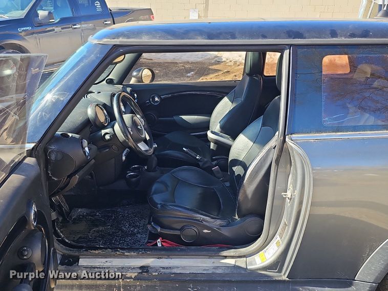 image for item IO9829 2008 Mini  Cooper S 