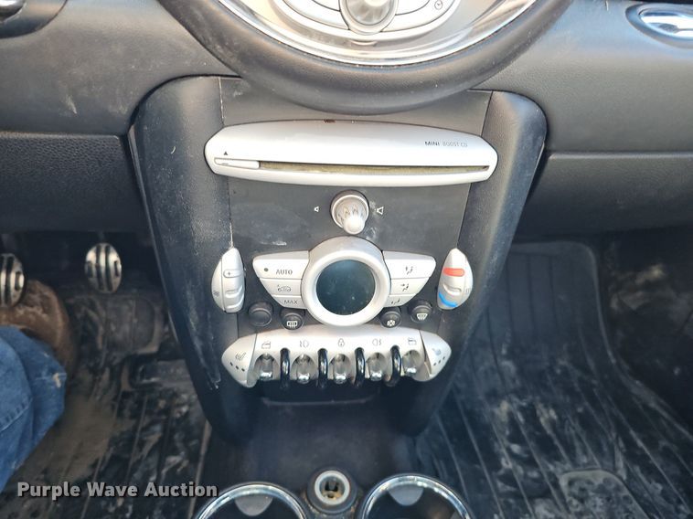 image for item IO9829 2008 Mini  Cooper S 