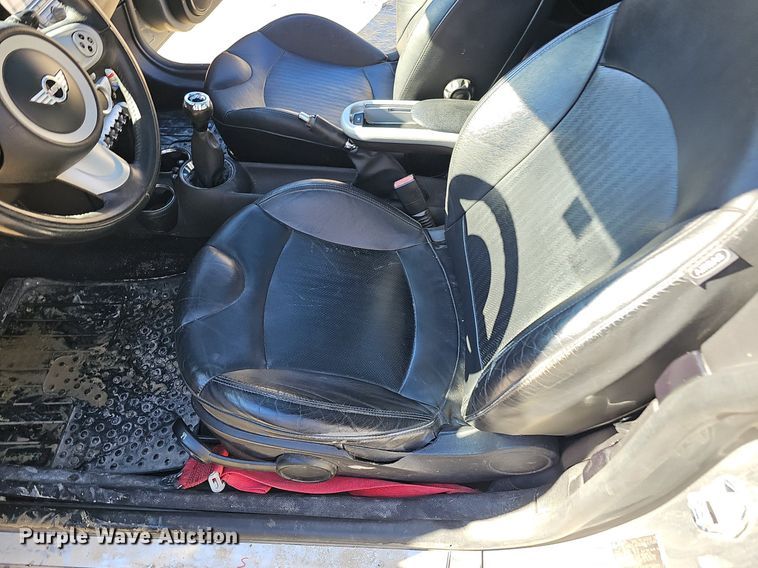 image for item IO9829 2008 Mini  Cooper S 