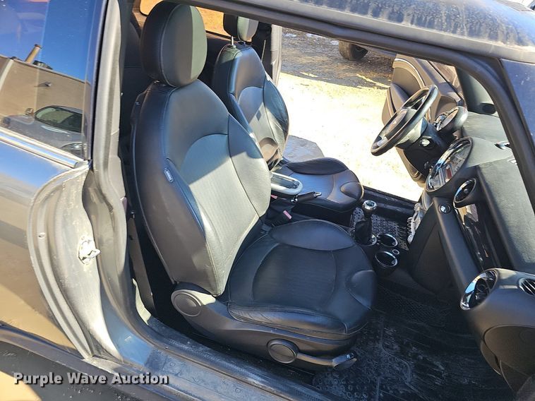 image for item IO9829 2008 Mini  Cooper S 