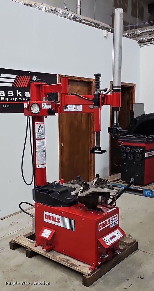 image for item IO9845 Coats 70X-AH-3 rim clamp tire machine