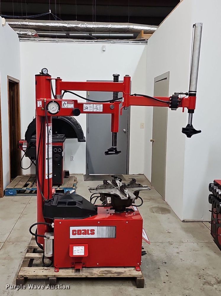image for item IO9845 Coats 70X-AH-3 rim clamp tire machine