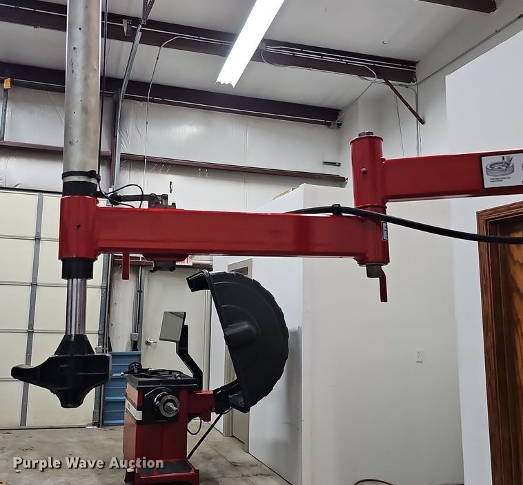 image for item IO9845 Coats 70X-AH-3 rim clamp tire machine