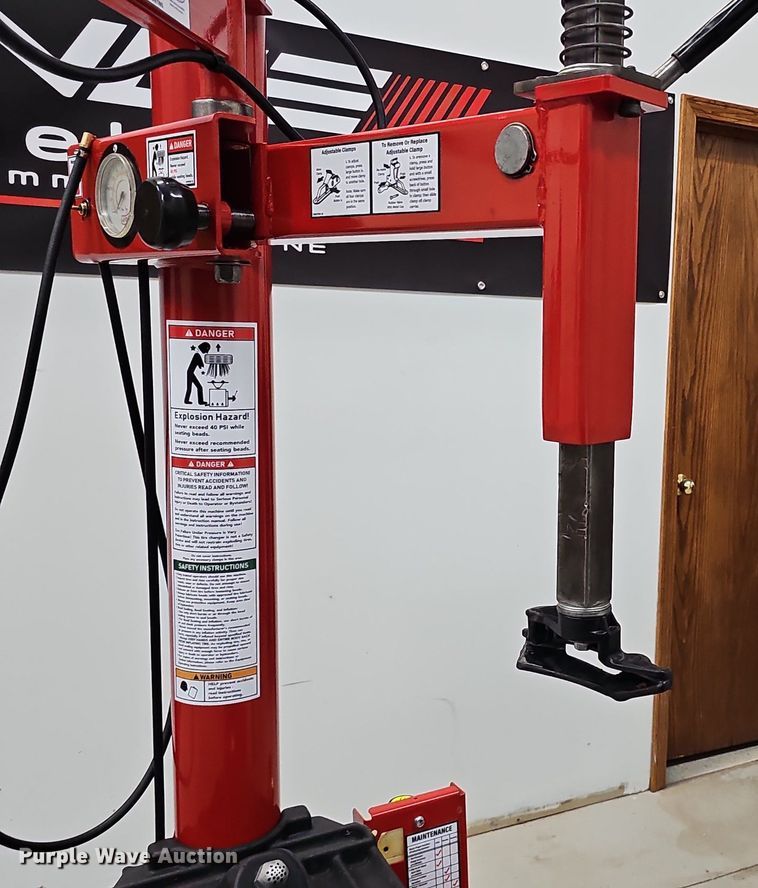 image for item IO9845 Coats 70X-AH-3 rim clamp tire machine