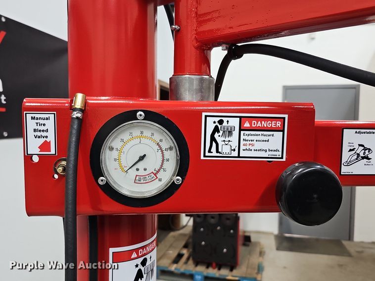 image for item IO9845 Coats 70X-AH-3 rim clamp tire machine