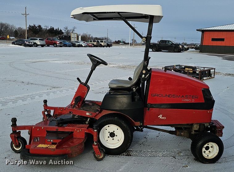 image for item IO9851 Toro Groundsmaster 3280 D lawn mower