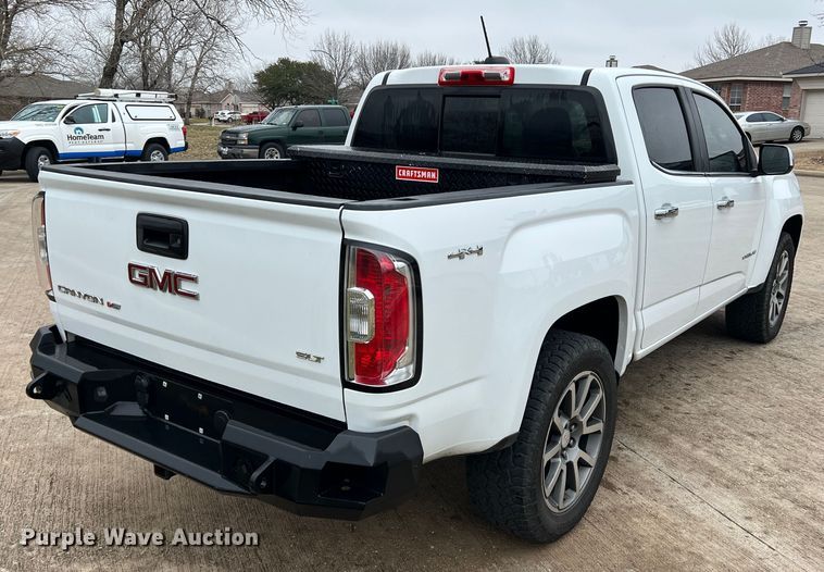 image for item JT9026 2018 GMC  Canyon SLT Crew Cab pickup truck
