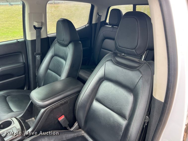 image for item JT9026 2018 GMC  Canyon SLT Crew Cab pickup truck