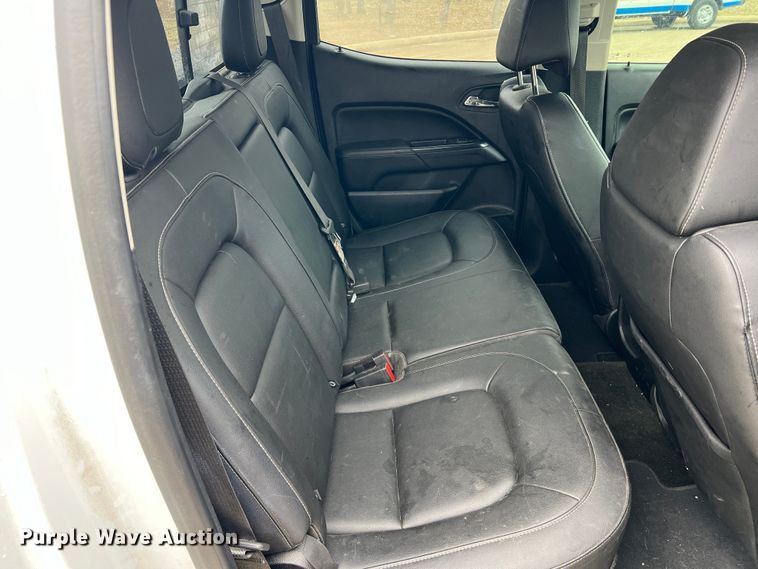 image for item JT9026 2018 GMC  Canyon SLT Crew Cab pickup truck