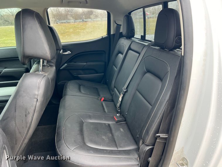 image for item JT9026 2018 GMC  Canyon SLT Crew Cab pickup truck