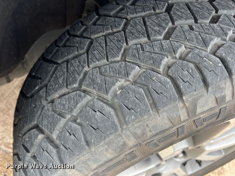 image for item JT9026 2018 GMC  Canyon SLT Crew Cab pickup truck