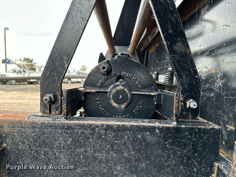 image for item KH9661 2013 Ford F750 Super Duty rollback truck