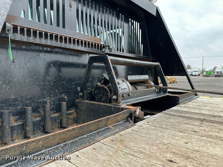 image for item KH9661 2013 Ford F750 Super Duty rollback truck