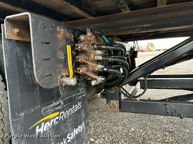 image for item KH9661 2013 Ford F750 Super Duty rollback truck