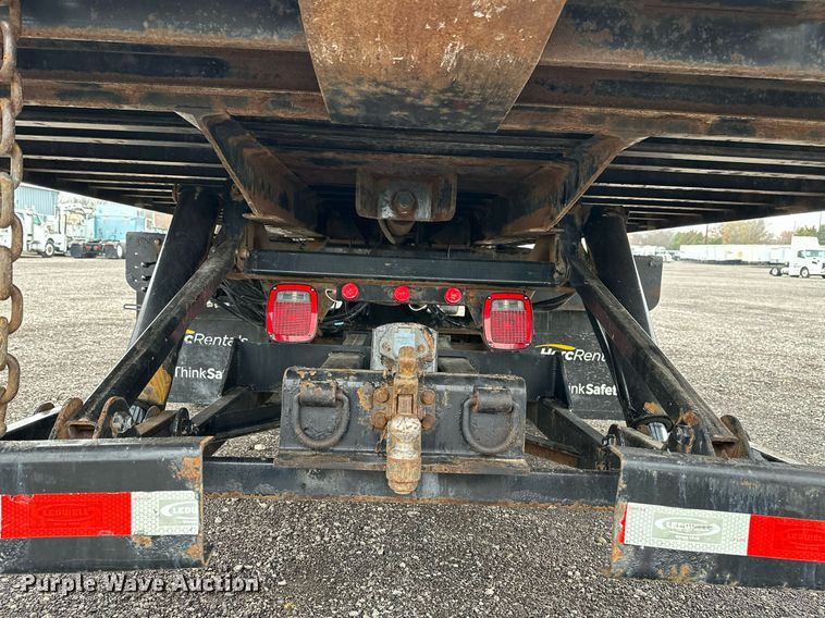 image for item KH9661 2013 Ford F750 Super Duty rollback truck