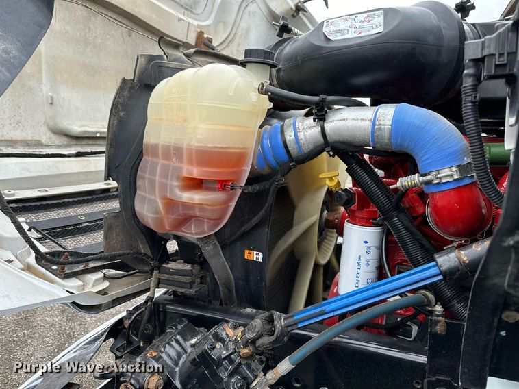 image for item KH9661 2013 Ford F750 Super Duty rollback truck