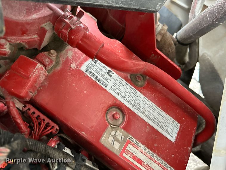 image for item KH9661 2013 Ford F750 Super Duty rollback truck