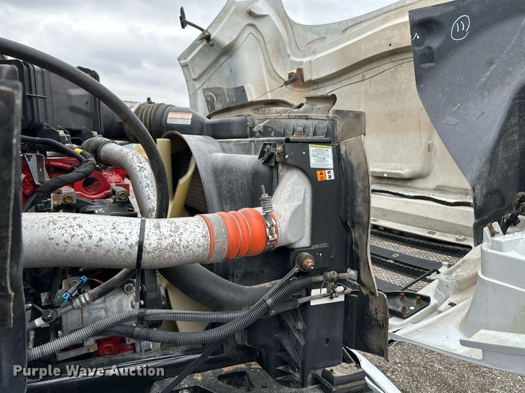 image for item KH9661 2013 Ford F750 Super Duty rollback truck