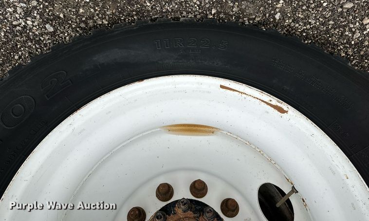 image for item KH9661 2013 Ford F750 Super Duty rollback truck