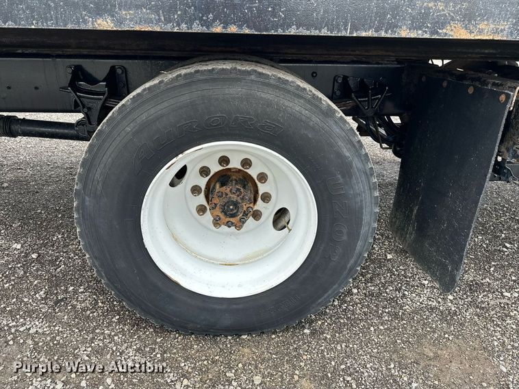 image for item KH9661 2013 Ford F750 Super Duty rollback truck