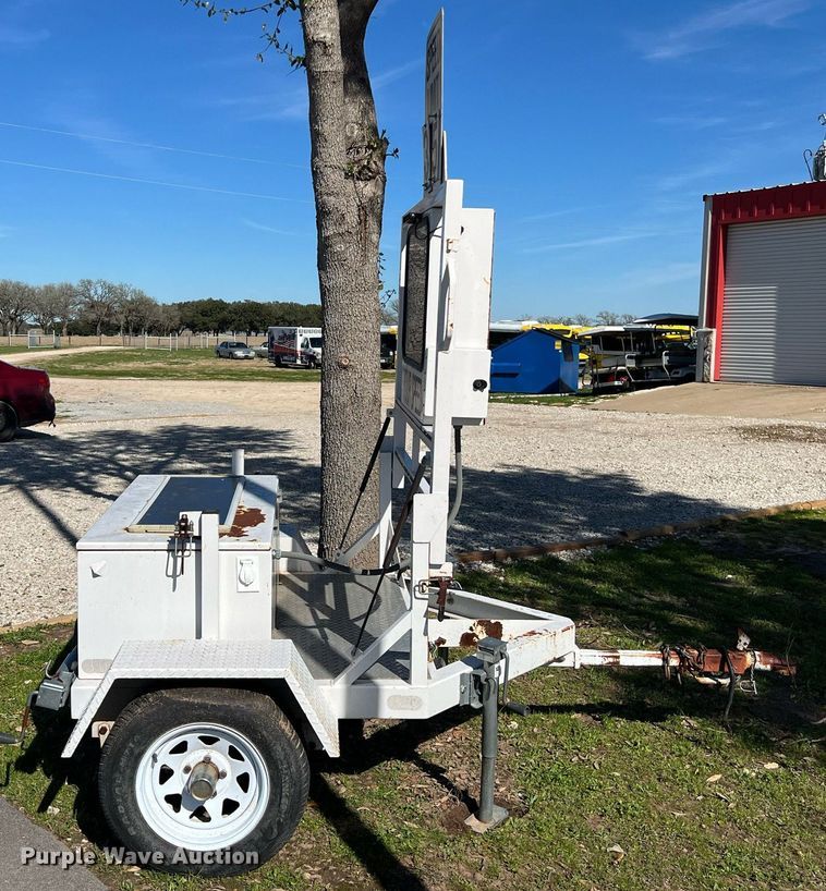 image for item KV9902 Radar trailer