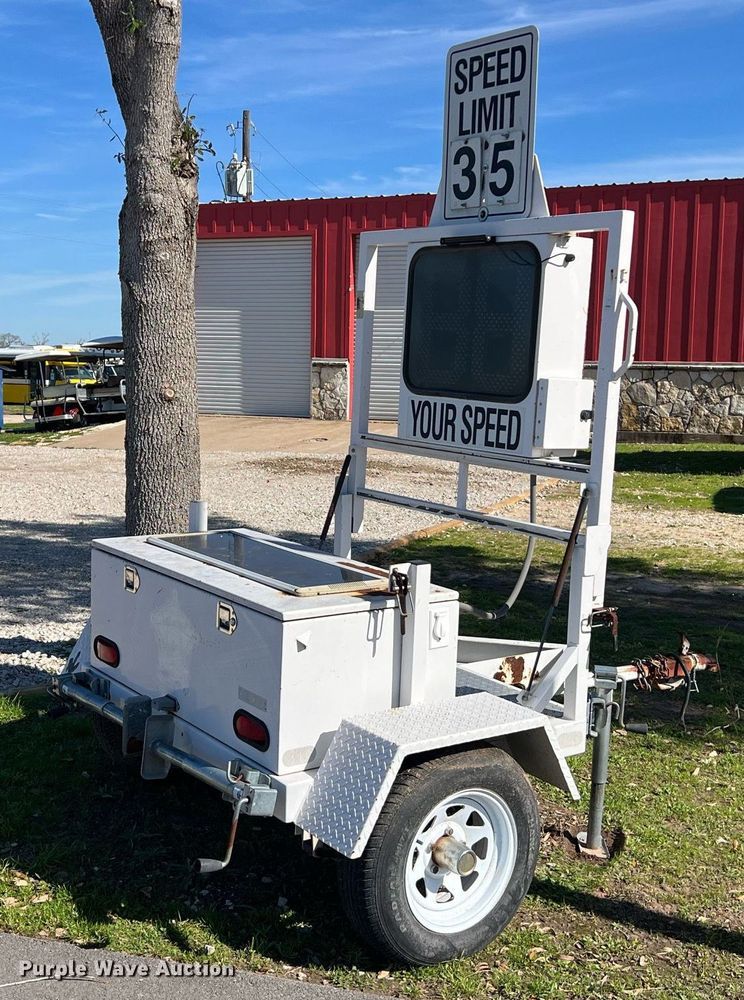 image for item KV9902 Radar trailer