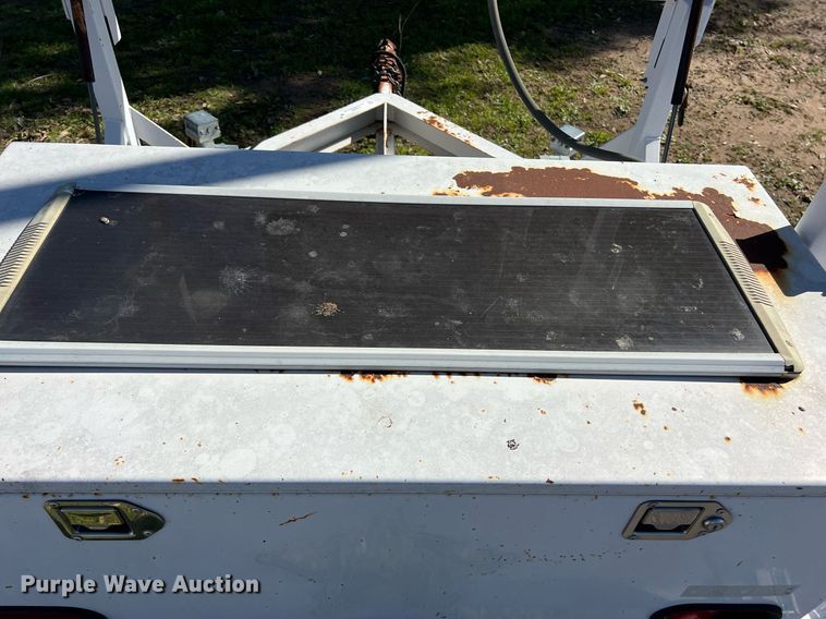 image for item KV9902 Radar trailer