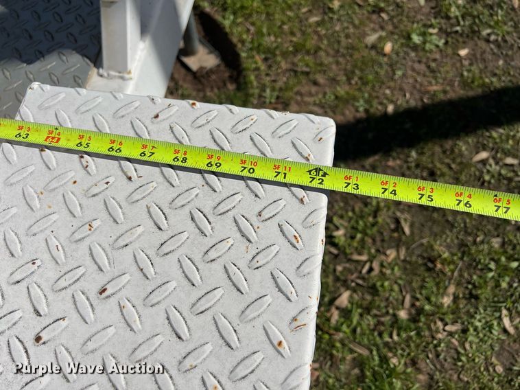 image for item KV9902 Radar trailer